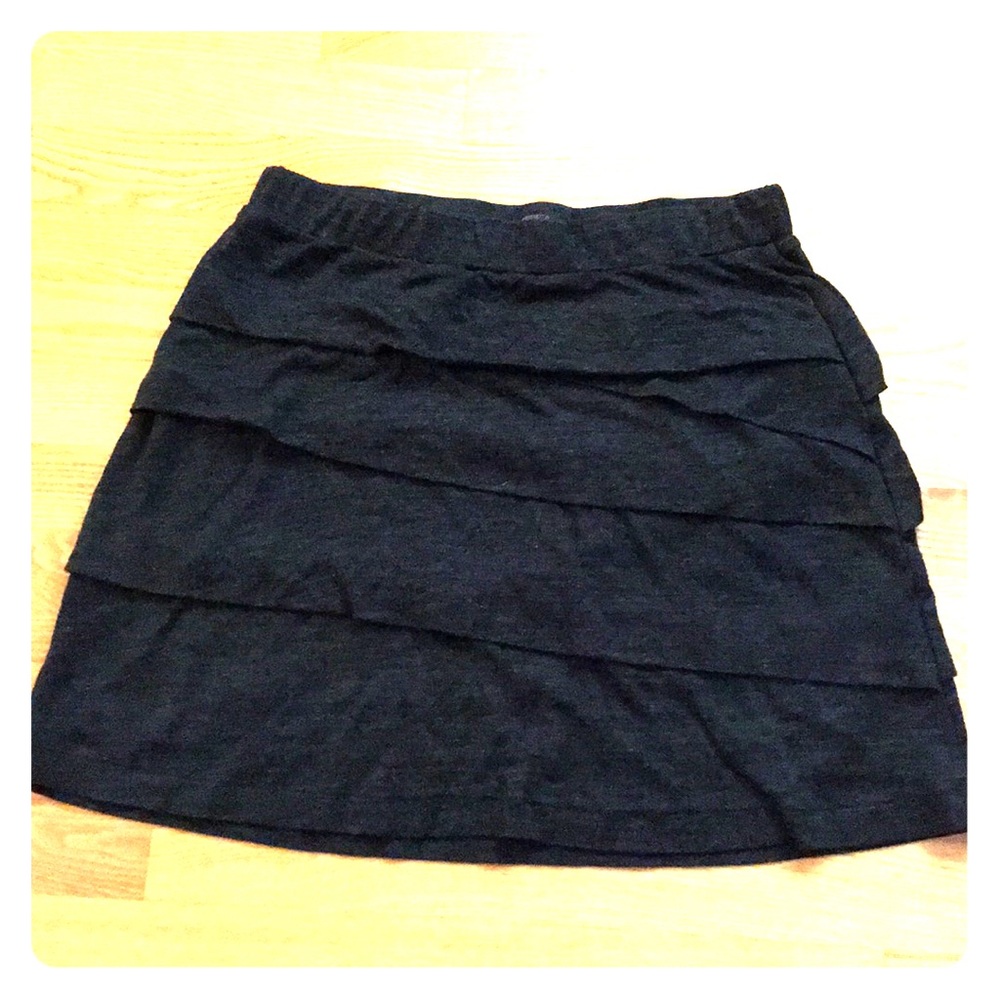 Prana gray pleated skirt